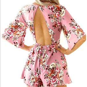 blush floral romper 🌸